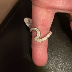 Silver colour wave ring with simulated opal size 5 NWT